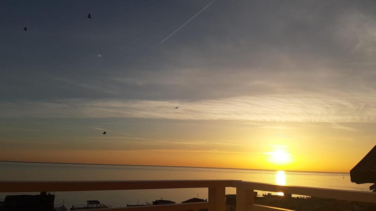 Spectacular Sea View - 3 Minutes Walk From The Sea Villa Laigueglia Bagian luar foto
